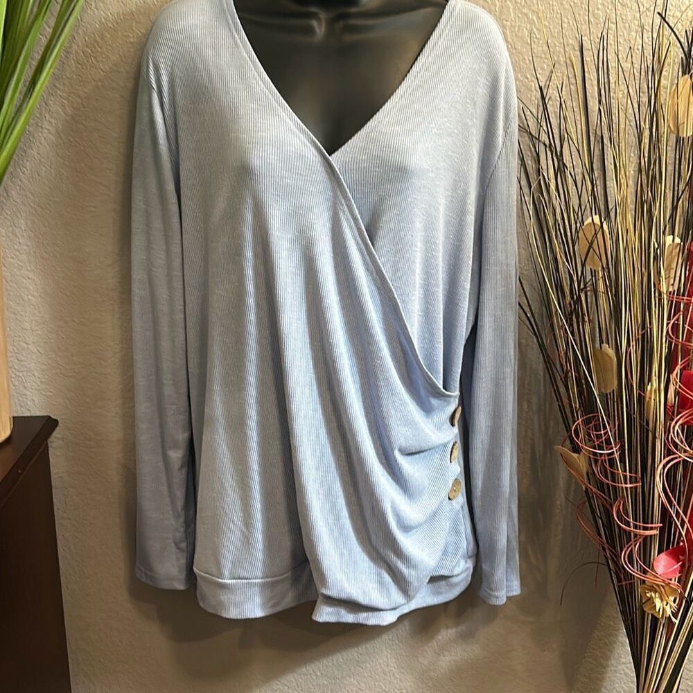 #517 Boutique, long sleeve baby blue ribbed, top size 2X